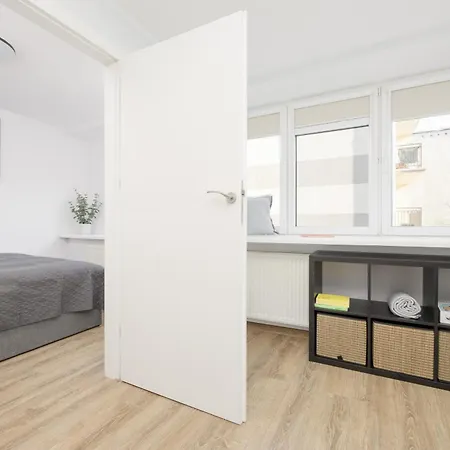 Elegant Grey Wspólna śródmieście In By Renters * Varsovia